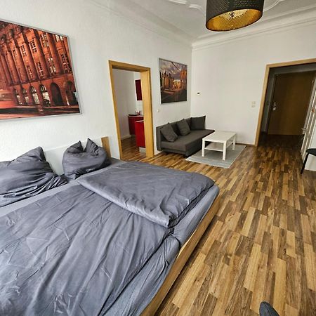 Ferienwohnung Apartment In Zittauer Stadtzentrum Innenstadt Innenring Top Lage - Wohnen Auf Zeit In Zittau - 1 Raum Wohnung Esterno foto