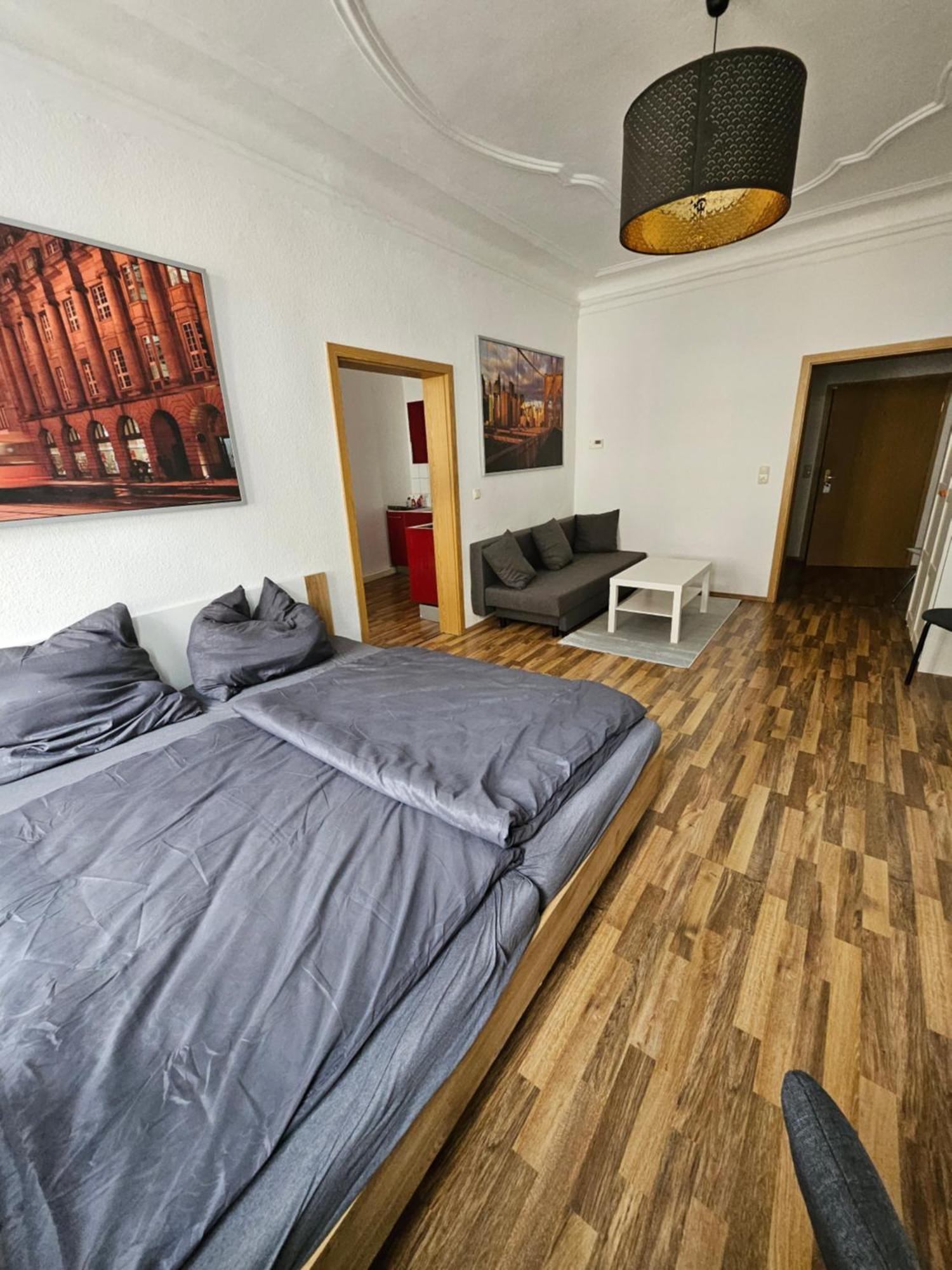 Ferienwohnung Apartment In Zittauer Stadtzentrum Innenstadt Innenring Top Lage - Wohnen Auf Zeit In Zittau - 1 Raum Wohnung Esterno foto