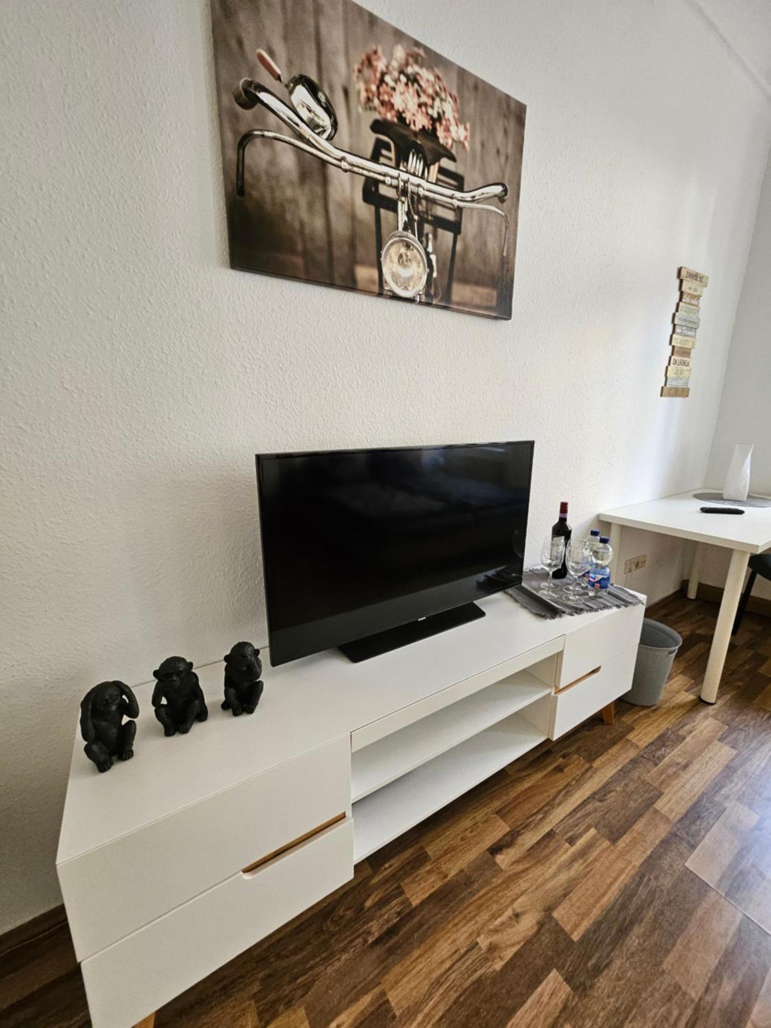 Ferienwohnung Apartment In Zittauer Stadtzentrum Innenstadt Innenring Top Lage - Wohnen Auf Zeit In Zittau - 1 Raum Wohnung Esterno foto