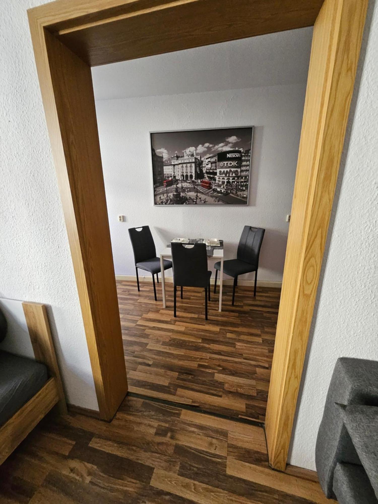 Ferienwohnung Apartment In Zittauer Stadtzentrum Innenstadt Innenring Top Lage - Wohnen Auf Zeit In Zittau - 1 Raum Wohnung Esterno foto