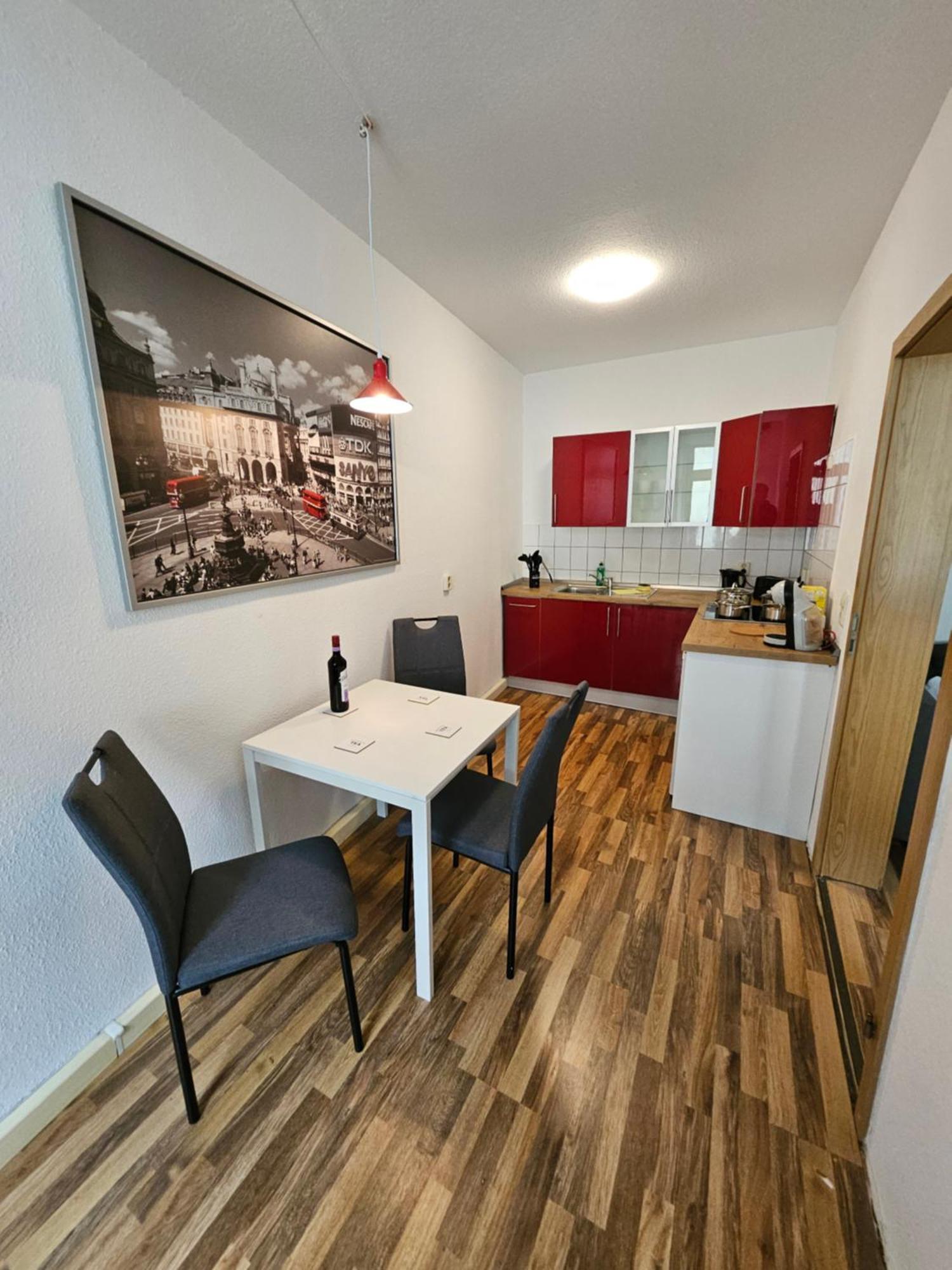 Ferienwohnung Apartment In Zittauer Stadtzentrum Innenstadt Innenring Top Lage - Wohnen Auf Zeit In Zittau - 1 Raum Wohnung Esterno foto